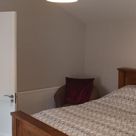 Eglinton Road - Super King - Ensuite Bray Bagian luar foto